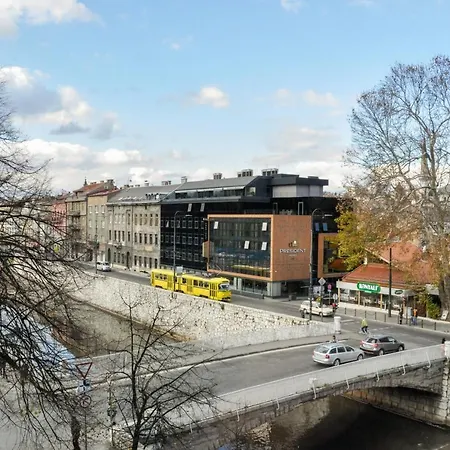 Appartement Maroon Free Parking Sarajevo