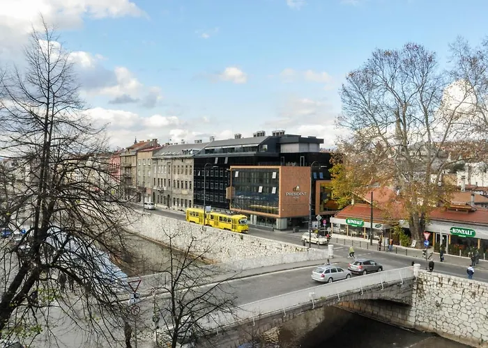 Apartment Maroon Free Parking Sarajevo